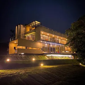 Escala , Kandy Sri Lanka